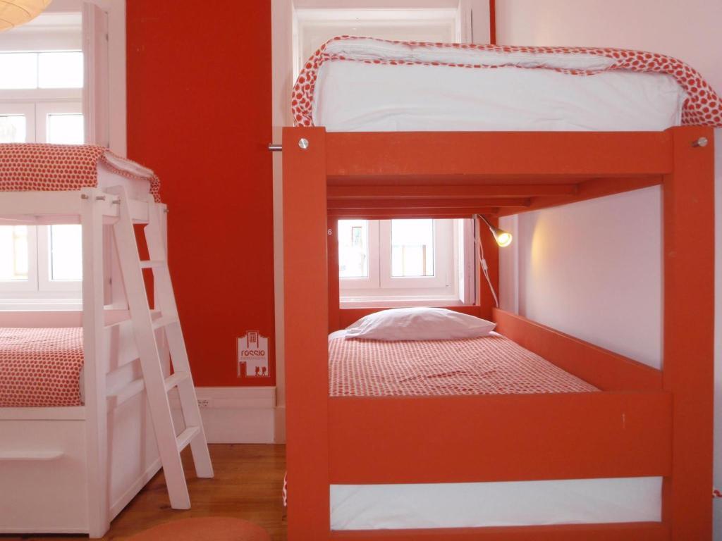 Cama en habitación compartida mixta de 6 camas
